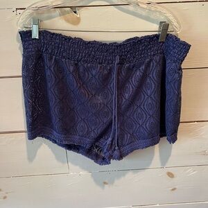Venus Swimwear Navy Lace Cover-up Shorts, size large, EUC, summer, swimsuit